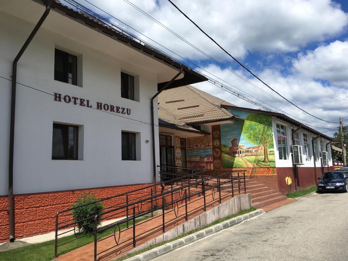 Hotel Horezu Exterior photo